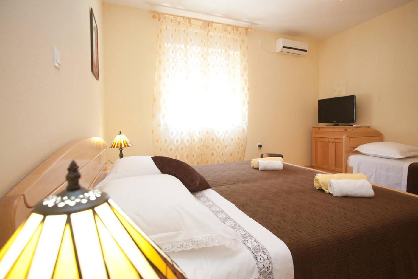 Apartments Beautiful Sandy Beach Split Luaran gambar