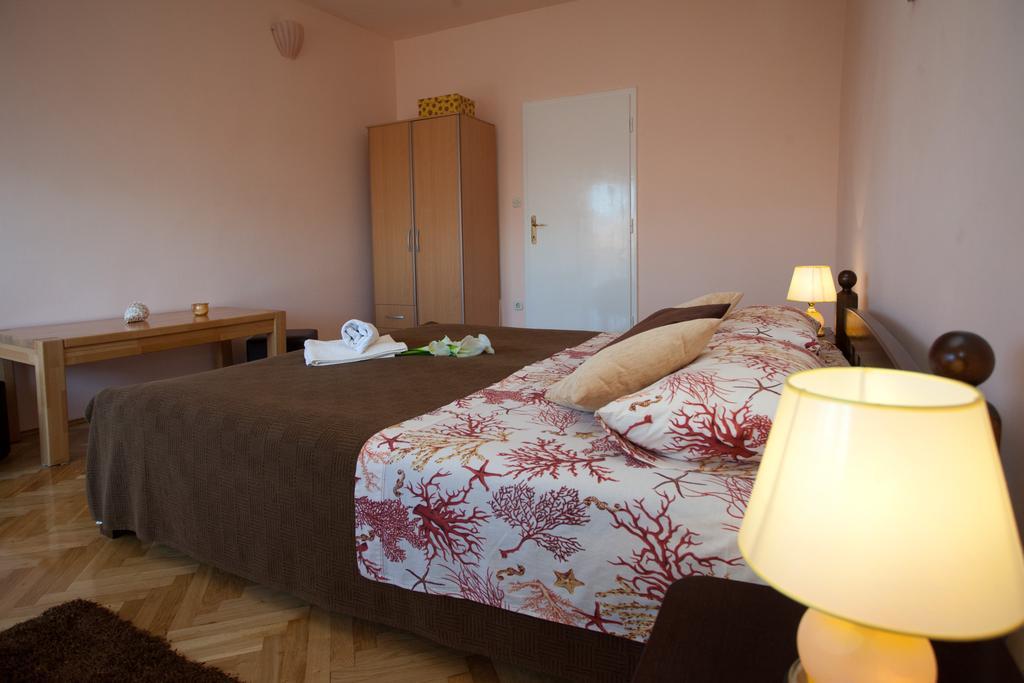 Apartments Beautiful Sandy Beach Split Bilik gambar